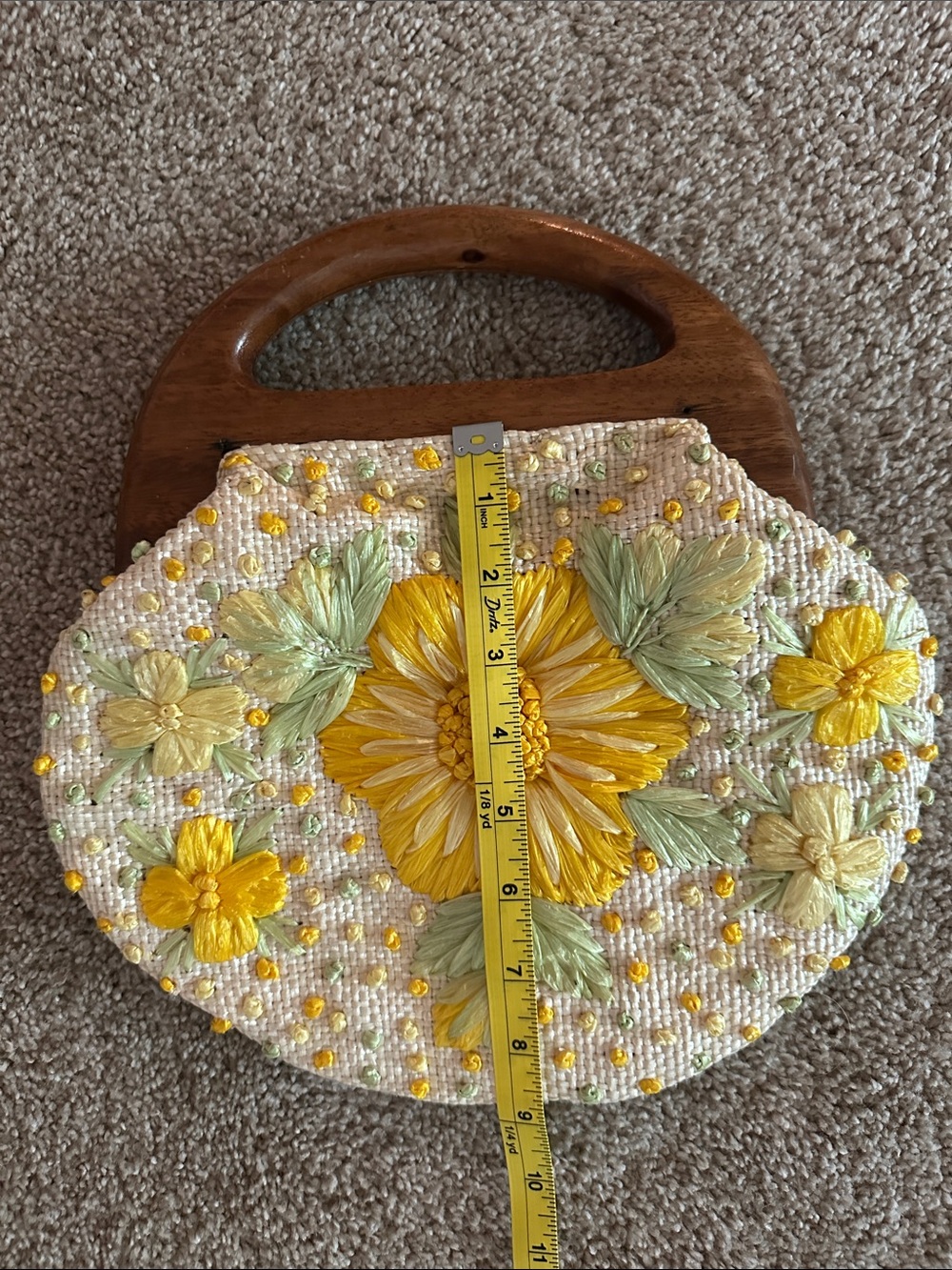 Vintage Raffia Straw Floral Handbag | Purse with Wood Handles | - Picture 9 of 11